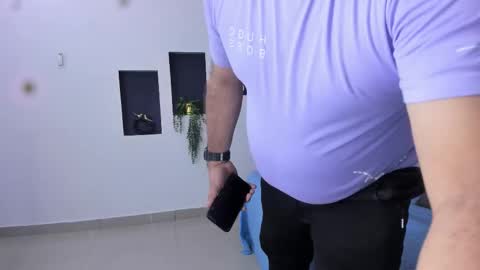 Snapshot of christopher_cruz_ chatting on November 21, 10:19 pm christopher_cruz_ online show from November 21, 10:19 pm