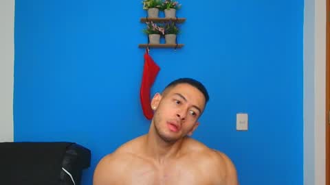 Christopher online show from January 4, 12:16 am