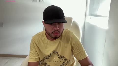 Snapshot of christopherdav chatting on January 17, 7:49 pm Chris online show from January 17, 7:49 pm