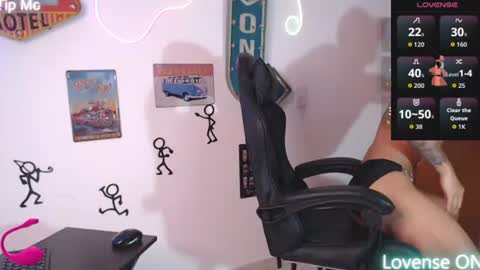 Snapshot of christopherford_ chatting on July 28, 11:58 pm christopher ford online show from July 28, 11:58 pm