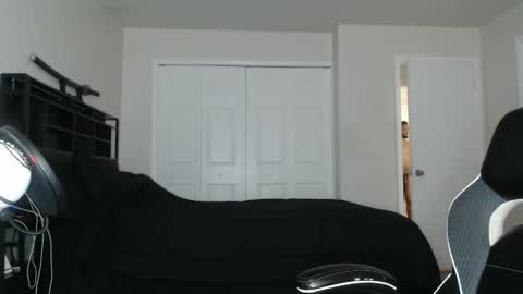 Snapshot of chrisvacherx chatting on May 5, 9:23 pm ChrisVacherx online show from May 5, 9:23 pm