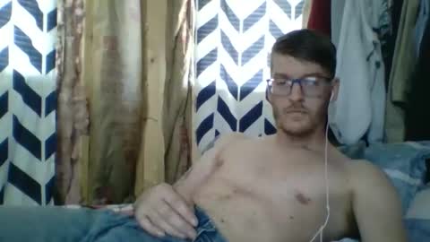 Snapshot of chrisvibess chatting on March 20, 7:41 pm chrisvibess online show from March 20, 7:41 pm