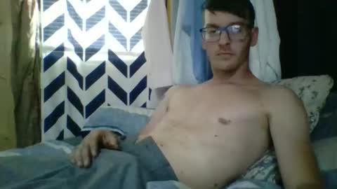 Snapshot of chrisvibess chatting on April 18, 7:40 pm chrisvibess online show from April 18, 7:40 pm