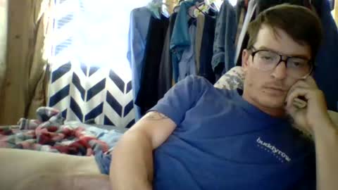 Snapshot of chrisvibess chatting on July 13, 3:15 pm chrisvibess online show from July 13, 3:15 pm
