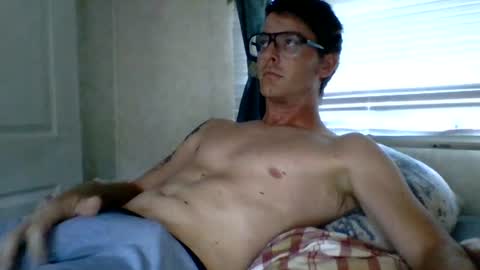 Snapshot of chrisvibess chatting on July 29, 7:23 pm chrisvibess online show from July 29, 7:23 pm
