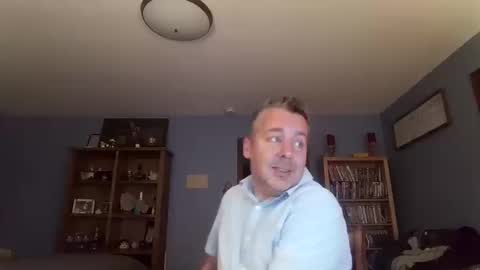 Snapshot of chrisw8121 chatting on October 15, 11:16 pm chrisw8121 online show from October 15, 11:16 pm