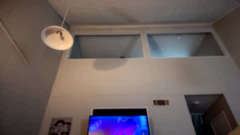 chriswells062590 online show from June 7, 6:00 pm