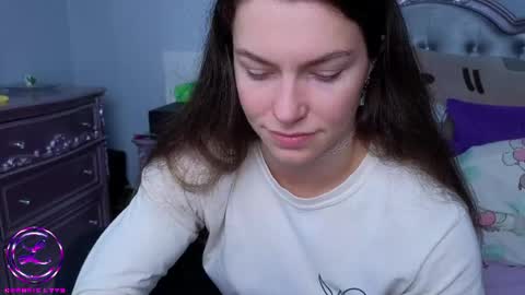 Snapshot of chroniclove chatting on May 13, 8:49 pm Marley online show from May 13, 8:49 pm