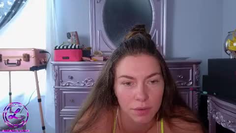 Snapshot of chroniclove chatting on July 16, 5:30 pm Marley online show from July 16, 5:30 pm