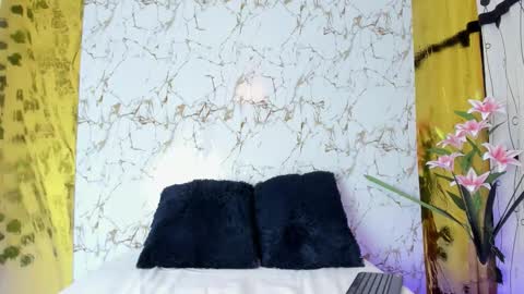 Christal Golden online show from October 4, 6:39 pm