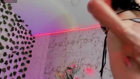 Snapshot of chrystal_golden chatting on July 22, 6:54 pm Christal Golden online show from July 22, 6:54 pm