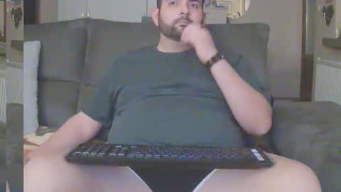 Snapshot of chubbbybo chatting on November 9, 6:28 pm Chubby Boy97 online show from November 9, 6:28 pm