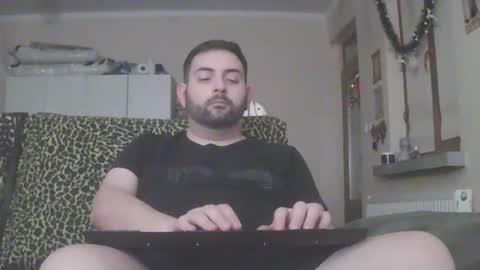 Snapshot of chubbbybo chatting on November 24, 7:02 pm Chubby Boy97 online show from November 24, 7:02 pm