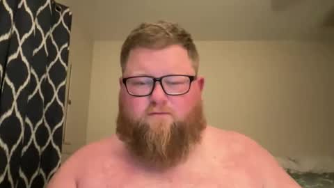 Snapshot of chubbsguy92 chatting on October 29, 1:52 am chubbsguy92 online show from October 29, 1:52 am