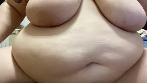 Snapshot of chubby__katie_ chatting on November 25, 2:39 pm Kat online show from November 25, 2:39 pm