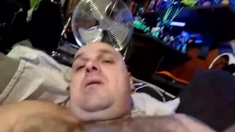 Snapshot of chubbyissy chatting on November 3, 7:15 pm Chubbydutch man online show from November 3, 7:15 pm