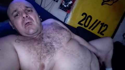 Snapshot of chubbyman40 chatting on January 9, 5:54 am chubbyman40 online show from January 9, 5:54 am