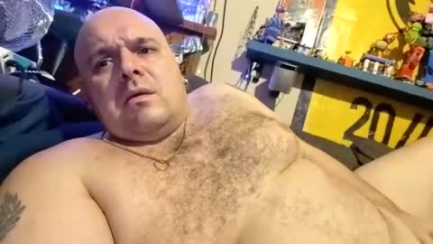 Snapshot of chubbyman40 chatting on January 12, 7:19 pm chubbyman40 online show from January 12, 7:19 pm