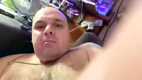 Snapshot of chubbyman40 chatting on February 13, 12:45 pm chubbyman40 online show from February 13, 12:45 pm