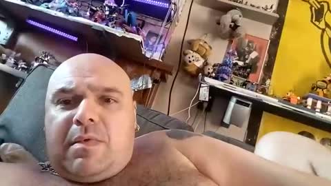 chubbyman43 online show from June 2, 8:38 am
