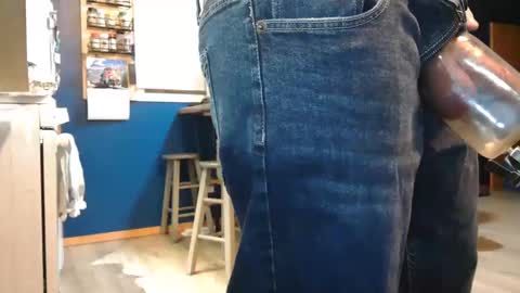 Chubbypumper online show from December 15, 12:37 am