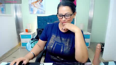 Snapshot of chubymature_ chatting on June 24, 3:11 pm Lulu online show from June 24, 3:11 pm