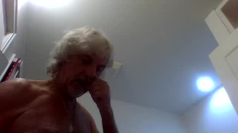 Snapshot of chuck354139 chatting on October 8, 2:42 am chuck354139 online show from October 8, 2:42 am