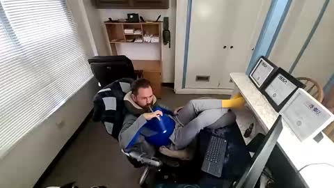 Snapshot of chuck7891 chatting on September 16, 6:31 pm chuck7891 online show from September 16, 6:31 pm