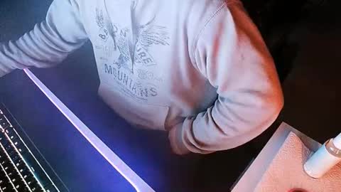 Snapshot of chucky606 chatting on January 11, 6:54 pm chucky606 online show from January 11, 6:54 pm