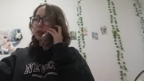 Snapshot of cicelyphaup chatting on July 15, 9:14 am Olivia online show from July 15, 9:14 am