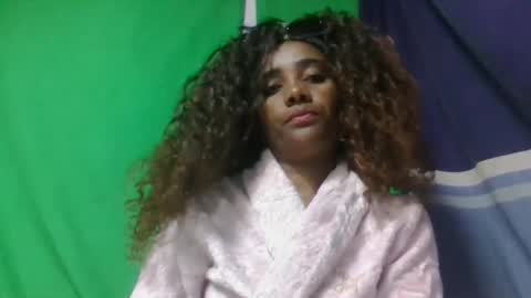 Snapshot of ciciazzhh chatting on May 9, 9:14 am ciciazzhh online show from May 9, 9:14 am