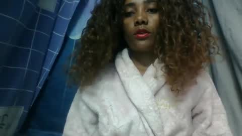 Snapshot of ciciazzhh chatting on May 25, 4:51 am ciciazzhh online show from May 25, 4:51 am