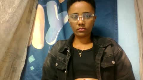Snapshot of ciciazzhh chatting on May 28, 11:07 am ciciazzhh online show from May 28, 11:07 am