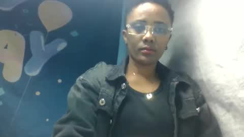 Snapshot of ciciazzhh chatting on May 29, 11:41 am ciciazzhh online show from May 29, 11:41 am