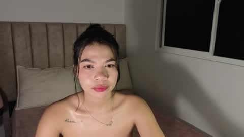 Snapshot of cielo_18d chatting on June 18, 5:41 am Mia online show from June 18, 5:41 am