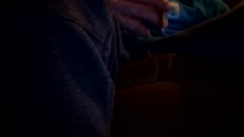 Snapshot of ciestep8216 chatting on December 19, 7:51 am ciestep8216 online show from December 19, 7:51 am