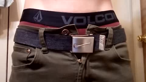 Snapshot of ciestep8216 chatting on December 27, 8:24 am ciestep8216 online show from December 27, 8:24 am