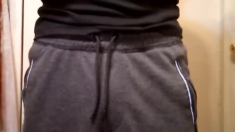 Snapshot of ciestep8216 chatting on January 1, 6:47 am ciestep8216 online show from January 1, 6:47 am