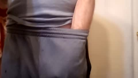 Snapshot of ciestep8216 chatting on January 6, 4:26 am ciestep8216 online show from January 6, 4:26 am