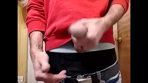 Snapshot of ciestep8216 chatting on January 26, 6:37 pm ciestep8216 online show from January 26, 6:37 pm