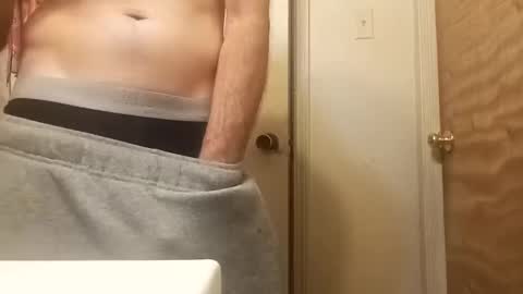 Snapshot of ciestep8216 chatting on March 2, 1:47 am ciestep8216 online show from March 2, 1:47 am