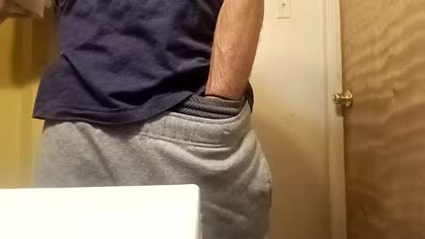 Snapshot of ciestep8216 chatting on March 7, 9:07 am ciestep8216 online show from March 7, 9:07 am