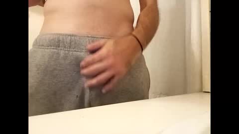 Snapshot of ciestep8216 chatting on October 20, 3:51 am ciestep8216 online show from October 20, 3:51 am