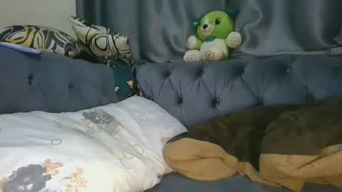 Snapshot of cilia_petite chatting on May 17, 5:38 am cilia petite online show from May 17, 5:38 am