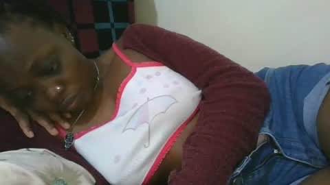Snapshot of cilia_petite chatting on July 8, 4:11 pm cilia petite online show from July 8, 4:11 pm