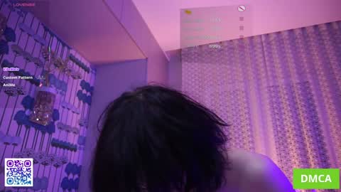   L  online show from December 14, 8:02 pm