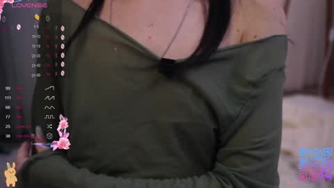   L  online show from February 4, 6:52 am