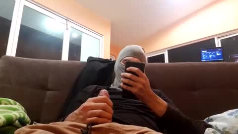 Ernesto online show from January 11, 9:14 am