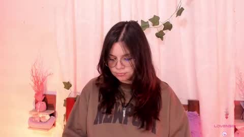 Sofi Eva and Mey online show from February 19, 8:20 pm