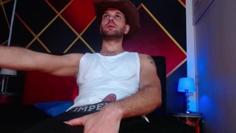 Snapshot of cindyandcarlo chatting on January 31, 10:31 pm CindyandCarlo online show from January 31, 10:31 pm